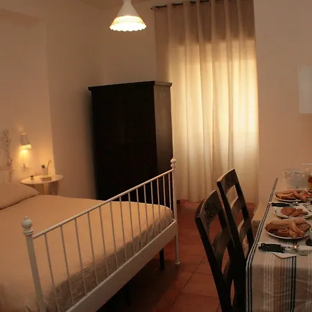 Πανσιόν Aba Maya 2*